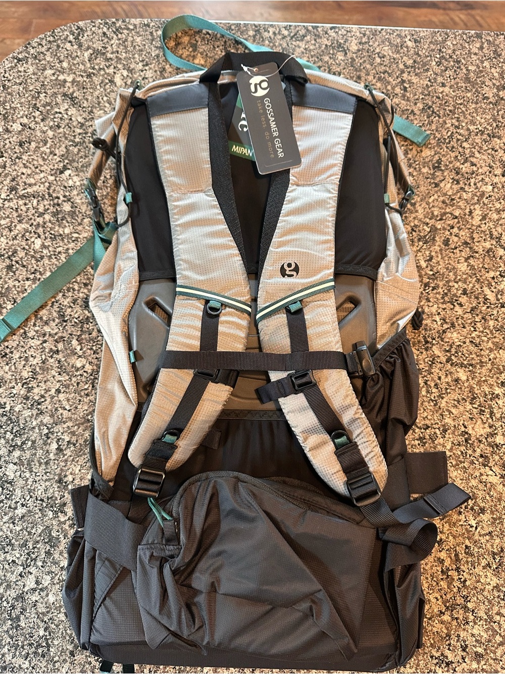 Gossamer Gear G4-
20 Ultralight 42 Backpack in Titanium
Grey, Size Large.
